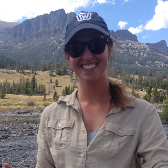 Meet your Posher, Beth - Picture 1 of 1